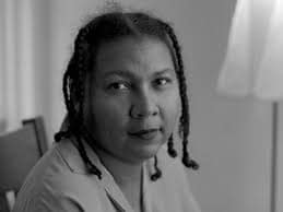 5 Timeless Teachings from Bell Hooks That Every Bold Woman Needs to Hear Today 2 bell hooks